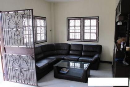 ให้เช่าบ้านเดี่ยว 2 ชั้น พร้อมเฟอร์ 103 ตร.ว.ม.ศรีวรา ถนนรามคำแหง