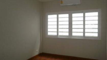 For Rent ทาวน์โฮม 3 ชั้นพร้อมเฟอร์นิเจอร์ ม.คาซ่าซิตี้ ถนนรามคำแหง 76