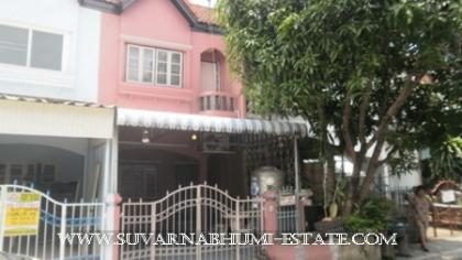 ขายทาวน์เฮ้าส์ 2 ชั้น 16 ตร.ว. ม.KC.ร่มเกล้าพร้อมเฟอร์ ถนนร่มเกล้า