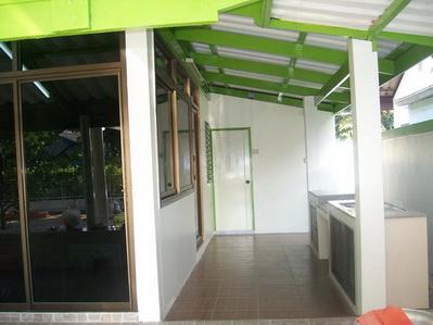 ให้เช่าบ้านเดี่ยวชั้นเดียวตกแต่งพร้อมเฟอร์ 100 ตร.ว